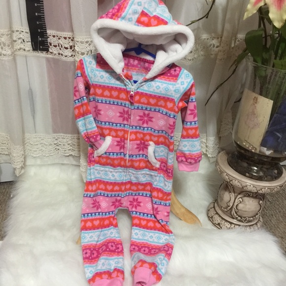 Carter’s girl’s hooded pajamas snow suit - Picture 4 of 5